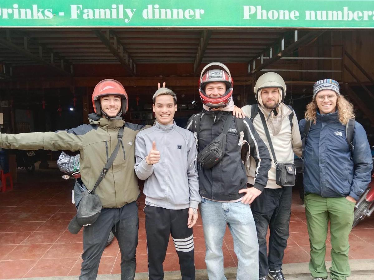 Du Gia - Tay Homestay Làng Cac Cameră foto